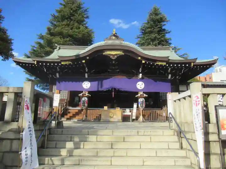 尾久八幡神社の本殿・本堂