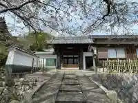 法興寺の{uncategorized: "未分類", other: "その他", undefined: "問題あり", building: "その他建物", grave: "お墓", sacred_gate: "鳥居", guardian: "狛犬", statue: "像", buddha: "仏像", history: "歴史", nature: "自然", garden: "庭園", animal: "動物", pagoda: "塔", temizu: "手水舎", mountain_gate: "山門・神門", sanctuary: "本殿・本堂", subordinate: "末社・摂社", art: "芸術", scenery: "景色", jizo: "地蔵", ema: "絵馬", goshuin: "御朱印", omikuji: "おみくじ", items: "授与品その他", amulet: "お守り", goshuincho: "御朱印帳", eats: "食事", festival: "お祭り", votive_dance: "神楽", shichigosan: "七五三参", wedding: "結婚式", experience: "体験その他", initially: "初詣", around: "周辺", anti_infection: "感染症対策"}