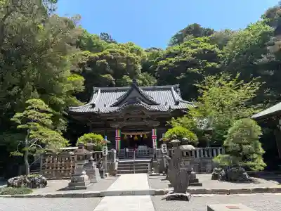 伊古奈比咩命神社の{uncategorized: "未分類", other: "その他", undefined: "問題あり", building: "その他建物", grave: "お墓", sacred_gate: "鳥居", guardian: "狛犬", statue: "像", buddha: "仏像", history: "歴史", nature: "自然", garden: "庭園", animal: "動物", pagoda: "塔", temizu: "手水舎", mountain_gate: "山門・神門", sanctuary: "本殿・本堂", subordinate: "末社・摂社", art: "芸術", scenery: "景色", jizo: "地蔵", ema: "絵馬", goshuin: "御朱印", omikuji: "おみくじ", items: "授与品その他", amulet: "お守り", goshuincho: "御朱印帳", eats: "食事", festival: "お祭り", votive_dance: "神楽", shichigosan: "七五三参", wedding: "結婚式", experience: "体験その他", initially: "初詣", around: "周辺", anti_infection: "感染症対策"}