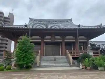 秀伝寺の本殿・本堂