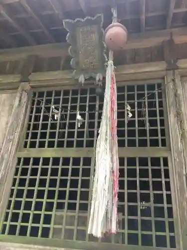 十殿神社の本殿