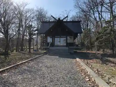 中小屋神社の{uncategorized: "未分類", other: "その他", undefined: "問題あり", building: "その他建物", grave: "お墓", sacred_gate: "鳥居", guardian: "狛犬", statue: "像", buddha: "仏像", history: "歴史", nature: "自然", garden: "庭園", animal: "動物", pagoda: "塔", temizu: "手水舎", mountain_gate: "山門・神門", sanctuary: "本殿・本堂", subordinate: "末社・摂社", art: "芸術", scenery: "景色", jizo: "地蔵", ema: "絵馬", goshuin: "御朱印", omikuji: "おみくじ", items: "授与品その他", amulet: "お守り", goshuincho: "御朱印帳", eats: "食事", festival: "お祭り", votive_dance: "神楽", shichigosan: "七五三参", wedding: "結婚式", experience: "体験その他", initially: "初詣", around: "周辺", anti_infection: "感染症対策"}