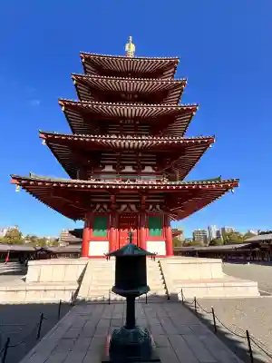 四天王寺の{uncategorized: "未分類", other: "その他", undefined: "問題あり", building: "その他建物", grave: "お墓", sacred_gate: "鳥居", guardian: "狛犬", statue: "像", buddha: "仏像", history: "歴史", nature: "自然", garden: "庭園", animal: "動物", pagoda: "塔", temizu: "手水舎", mountain_gate: "山門・神門", sanctuary: "本殿・本堂", subordinate: "末社・摂社", art: "芸術", scenery: "景色", jizo: "地蔵", ema: "絵馬", goshuin: "御朱印", omikuji: "おみくじ", items: "授与品その他", amulet: "お守り", goshuincho: "御朱印帳", eats: "食事", festival: "お祭り", votive_dance: "神楽", shichigosan: "七五三参", wedding: "結婚式", experience: "体験その他", initially: "初詣", around: "周辺", anti_infection: "感染症対策"}