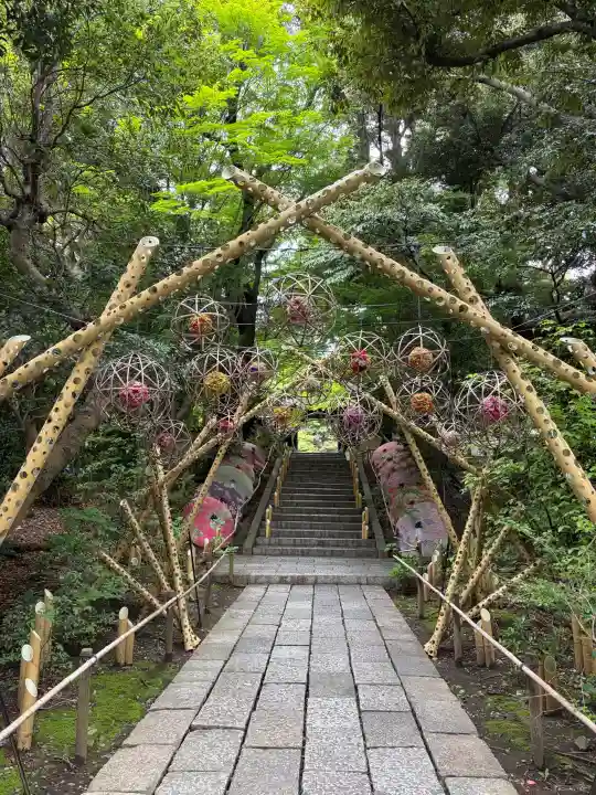 よみうりランド観音の{uncategorized: "未分類", other: "その他", undefined: "問題あり", building: "その他建物", grave: "お墓", sacred_gate: "鳥居", guardian: "狛犬", statue: "像", buddha: "仏像", history: "歴史", nature: "自然", garden: "庭園", animal: "動物", pagoda: "塔", temizu: "手水舎", mountain_gate: "山門・神門", sanctuary: "本殿・本堂", subordinate: "末社・摂社", art: "芸術", scenery: "景色", jizo: "地蔵", ema: "絵馬", goshuin: "御朱印", omikuji: "おみくじ", items: "授与品その他", amulet: "お守り", goshuincho: "御朱印帳", eats: "食事", festival: "お祭り", votive_dance: "神楽", shichigosan: "七五三参", wedding: "結婚式", experience: "体験その他", initially: "初詣", around: "周辺", anti_infection: "感染症対策"}