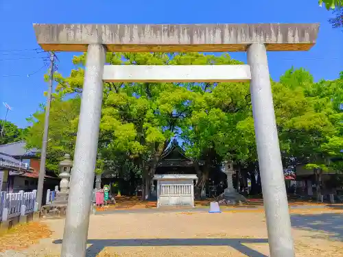 東野神社（東野町）の鳥居