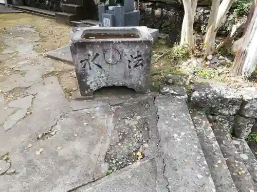 観栄寺の手水