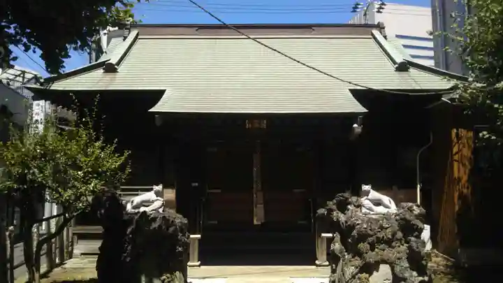 稲荷神社の本殿・本堂