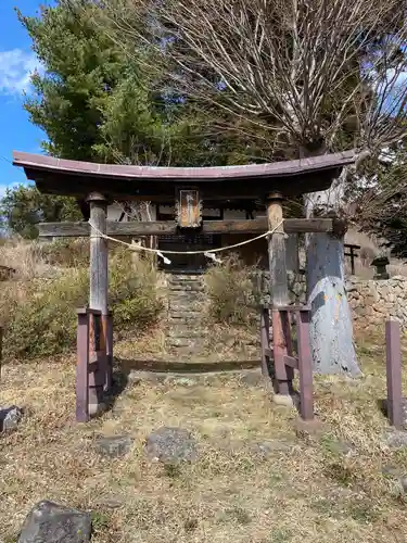 諏訪神社(真田本城跡)の鳥居