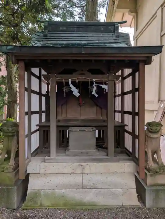 菟橋神社の{uncategorized: "未分類", other: "その他", undefined: "問題あり", building: "その他建物", grave: "お墓", sacred_gate: "鳥居", guardian: "狛犬", statue: "像", buddha: "仏像", history: "歴史", nature: "自然", garden: "庭園", animal: "動物", pagoda: "塔", temizu: "手水舎", mountain_gate: "山門・神門", sanctuary: "本殿・本堂", subordinate: "末社・摂社", art: "芸術", scenery: "景色", jizo: "地蔵", ema: "絵馬", goshuin: "御朱印", omikuji: "おみくじ", items: "授与品その他", amulet: "お守り", goshuincho: "御朱印帳", eats: "食事", festival: "お祭り", votive_dance: "神楽", shichigosan: "七五三参", wedding: "結婚式", experience: "体験その他", initially: "初詣", around: "周辺", anti_infection: "感染症対策"}