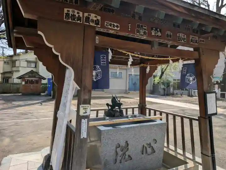 千住神社の{uncategorized: "未分類", other: "その他", undefined: "問題あり", building: "その他建物", grave: "お墓", sacred_gate: "鳥居", guardian: "狛犬", statue: "像", buddha: "仏像", history: "歴史", nature: "自然", garden: "庭園", animal: "動物", pagoda: "塔", temizu: "手水舎", mountain_gate: "山門・神門", sanctuary: "本殿・本堂", subordinate: "末社・摂社", art: "芸術", scenery: "景色", jizo: "地蔵", ema: "絵馬", goshuin: "御朱印", omikuji: "おみくじ", items: "授与品その他", amulet: "お守り", goshuincho: "御朱印帳", eats: "食事", festival: "お祭り", votive_dance: "神楽", shichigosan: "七五三参", wedding: "結婚式", experience: "体験その他", initially: "初詣", around: "周辺", anti_infection: "感染症対策"}