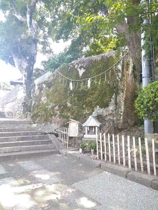 阿智神社の末社・摂社