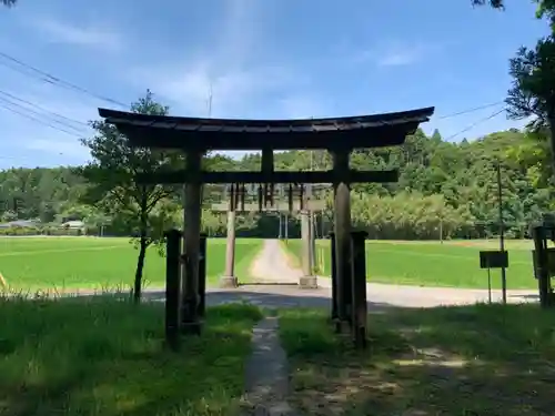 鵜羽神社の鳥居