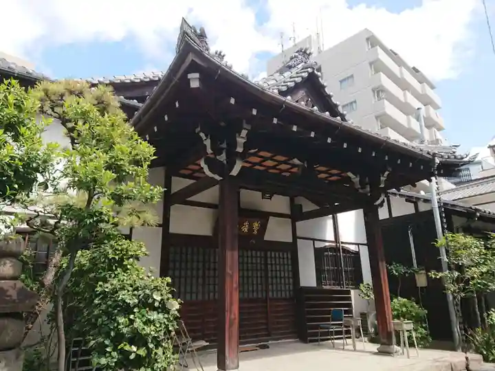 含笑寺の本殿・本堂