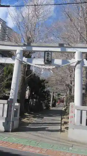 越谷香取神社の鳥居