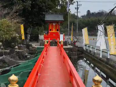 岡八幡宮の末社・摂社