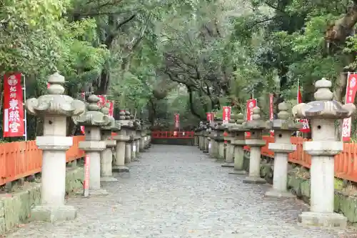 紀州東照宮の{uncategorized: "未分類", other: "その他", undefined: "問題あり", building: "その他建物", grave: "お墓", sacred_gate: "鳥居", guardian: "狛犬", statue: "像", buddha: "仏像", history: "歴史", nature: "自然", garden: "庭園", animal: "動物", pagoda: "塔", temizu: "手水舎", mountain_gate: "山門・神門", sanctuary: "本殿・本堂", subordinate: "末社・摂社", art: "芸術", scenery: "景色", jizo: "地蔵", ema: "絵馬", goshuin: "御朱印", omikuji: "おみくじ", items: "授与品その他", amulet: "お守り", goshuincho: "御朱印帳", eats: "食事", festival: "お祭り", votive_dance: "神楽", shichigosan: "七五三参", wedding: "結婚式", experience: "体験その他", initially: "初詣", around: "周辺", anti_infection: "感染症対策"}
