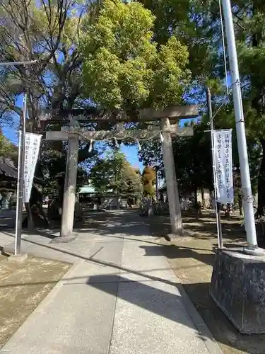 大神神社（花池）の鳥居