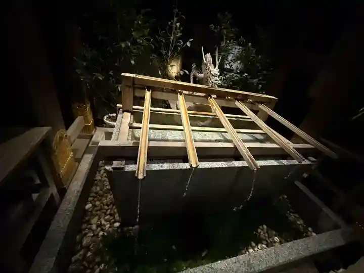 東京大神宮の{uncategorized: "未分類", other: "その他", undefined: "問題あり", building: "その他建物", grave: "お墓", sacred_gate: "鳥居", guardian: "狛犬", statue: "像", buddha: "仏像", history: "歴史", nature: "自然", garden: "庭園", animal: "動物", pagoda: "塔", temizu: "手水舎", mountain_gate: "山門・神門", sanctuary: "本殿・本堂", subordinate: "末社・摂社", art: "芸術", scenery: "景色", jizo: "地蔵", ema: "絵馬", goshuin: "御朱印", omikuji: "おみくじ", items: "授与品その他", amulet: "お守り", goshuincho: "御朱印帳", eats: "食事", festival: "お祭り", votive_dance: "神楽", shichigosan: "七五三参", wedding: "結婚式", experience: "体験その他", initially: "初詣", around: "周辺", anti_infection: "感染症対策"}