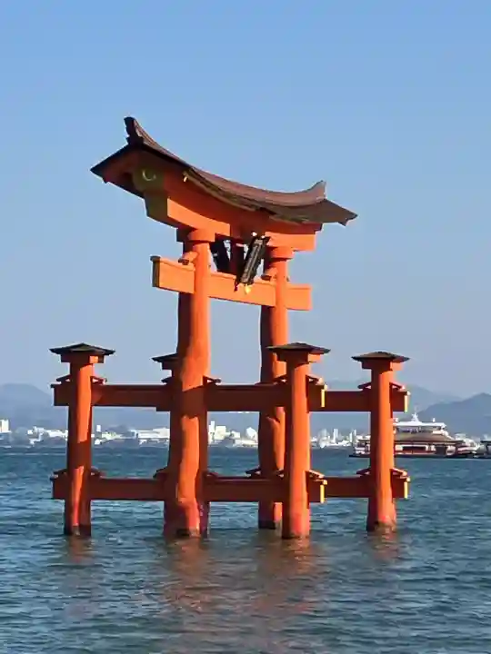 厳島神社(広島県)