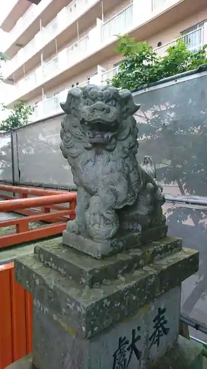 三吉神社の狛犬