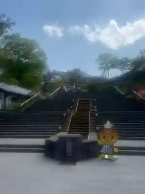伊香保神社の{uncategorized: "未分類", other: "その他", undefined: "問題あり", building: "その他建物", grave: "お墓", sacred_gate: "鳥居", guardian: "狛犬", statue: "像", buddha: "仏像", history: "歴史", nature: "自然", garden: "庭園", animal: "動物", pagoda: "塔", temizu: "手水舎", mountain_gate: "山門・神門", sanctuary: "本殿・本堂", subordinate: "末社・摂社", art: "芸術", scenery: "景色", jizo: "地蔵", ema: "絵馬", goshuin: "御朱印", omikuji: "おみくじ", items: "授与品その他", amulet: "お守り", goshuincho: "御朱印帳", eats: "食事", festival: "お祭り", votive_dance: "神楽", shichigosan: "七五三参", wedding: "結婚式", experience: "体験その他", initially: "初詣", around: "周辺", anti_infection: "感染症対策"}