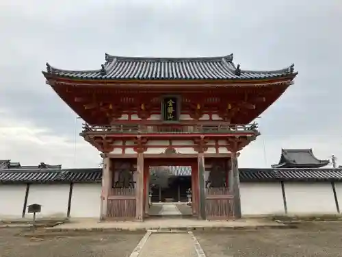 浄厳院の山門