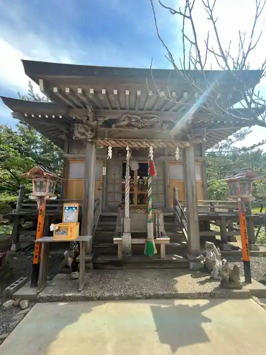 高山稲荷神社の本殿・本堂