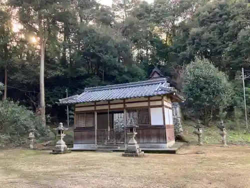 御靈神社の本殿