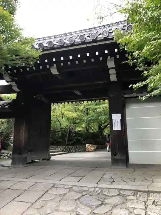 龍安寺の山門・神門