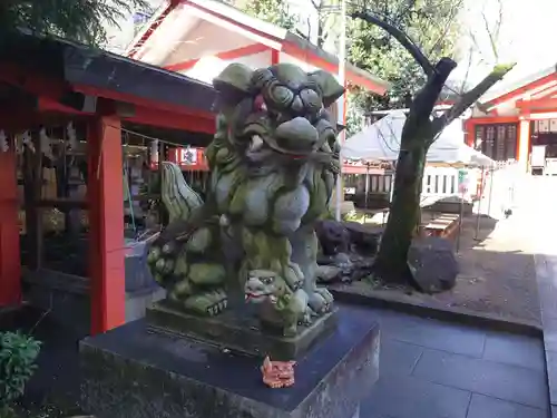 導きの社 熊野町熊野神社(くまくま神社)の狛犬