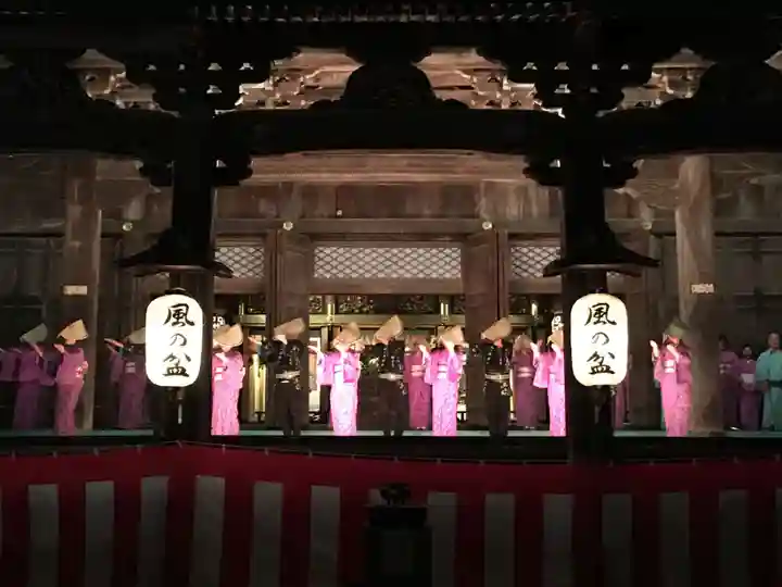 聞名寺(富山県)