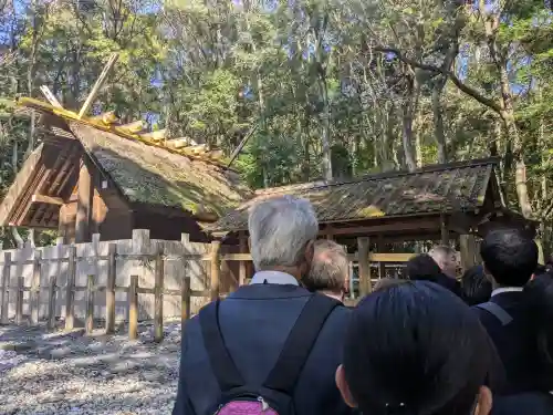 伊勢神宮内宮（皇大神宮）の{uncategorized: "未分類", other: "その他", undefined: "問題あり", building: "その他建物", grave: "お墓", sacred_gate: "鳥居", guardian: "狛犬", statue: "像", buddha: "仏像", history: "歴史", nature: "自然", garden: "庭園", animal: "動物", pagoda: "塔", temizu: "手水舎", mountain_gate: "山門・神門", sanctuary: "本殿・本堂", subordinate: "末社・摂社", art: "芸術", scenery: "景色", jizo: "地蔵", ema: "絵馬", goshuin: "御朱印", omikuji: "おみくじ", items: "授与品その他", amulet: "お守り", goshuincho: "御朱印帳", eats: "食事", festival: "お祭り", votive_dance: "神楽", shichigosan: "七五三参", wedding: "結婚式", experience: "体験その他", initially: "初詣", around: "周辺", anti_infection: "感染症対策"}