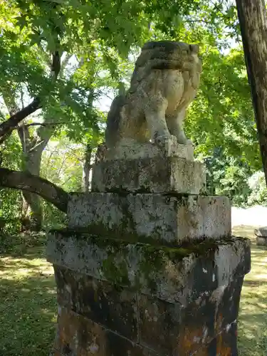 生権寺五社神社の狛犬