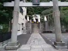 根岸八幡神社の鳥居