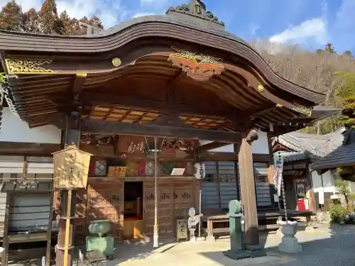 大慈寺の{uncategorized: "未分類", other: "その他", undefined: "問題あり", building: "その他建物", grave: "お墓", sacred_gate: "鳥居", guardian: "狛犬", statue: "像", buddha: "仏像", history: "歴史", nature: "自然", garden: "庭園", animal: "動物", pagoda: "塔", temizu: "手水舎", mountain_gate: "山門・神門", sanctuary: "本殿・本堂", subordinate: "末社・摂社", art: "芸術", scenery: "景色", jizo: "地蔵", ema: "絵馬", goshuin: "御朱印", omikuji: "おみくじ", items: "授与品その他", amulet: "お守り", goshuincho: "御朱印帳", eats: "食事", festival: "お祭り", votive_dance: "神楽", shichigosan: "七五三参", wedding: "結婚式", experience: "体験その他", initially: "初詣", around: "周辺", anti_infection: "感染症対策"}