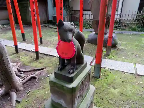 三囲神社の狛犬