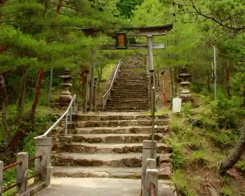 金山彦神社の鳥居