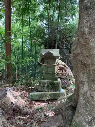 御太刀神社の末社