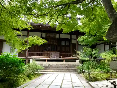 常寂光寺の本殿・本堂