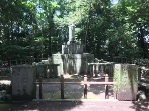 結城神社のお墓