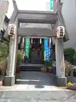 烏森神社の鳥居