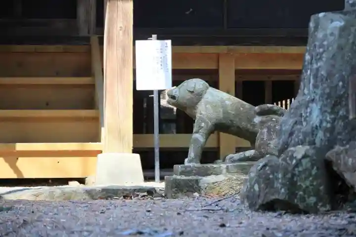 鷲神社の狛犬