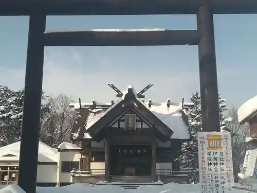 澄丘神社の本殿