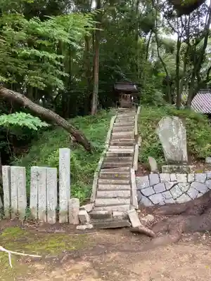 伊豫岡八幡神社の末社・摂社