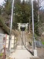 聖神社の建物その他