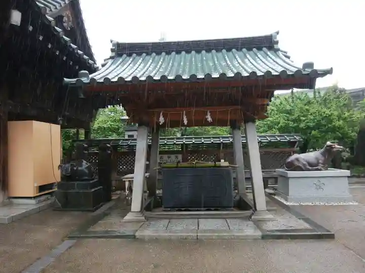 湯島天満宮の手水舎