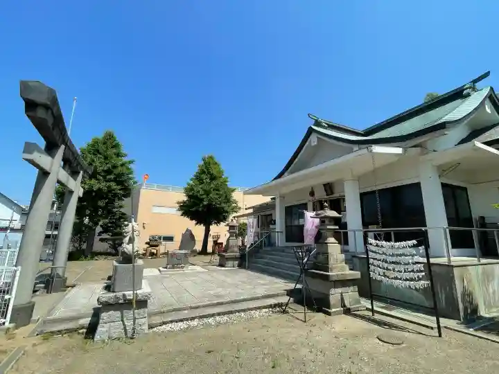 糸縄神社の{uncategorized: "未分類", other: "その他", undefined: "問題あり", building: "その他建物", grave: "お墓", sacred_gate: "鳥居", guardian: "狛犬", statue: "像", buddha: "仏像", history: "歴史", nature: "自然", garden: "庭園", animal: "動物", pagoda: "塔", temizu: "手水舎", mountain_gate: "山門・神門", sanctuary: "本殿・本堂", subordinate: "末社・摂社", art: "芸術", scenery: "景色", jizo: "地蔵", ema: "絵馬", goshuin: "御朱印", omikuji: "おみくじ", items: "授与品その他", amulet: "お守り", goshuincho: "御朱印帳", eats: "食事", festival: "お祭り", votive_dance: "神楽", shichigosan: "七五三参", wedding: "結婚式", experience: "体験その他", initially: "初詣", around: "周辺", anti_infection: "感染症対策"}
