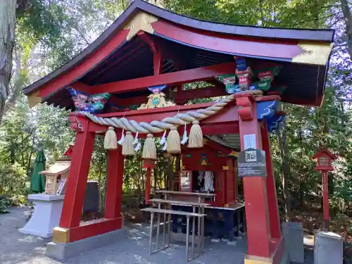 冠稲荷神社の{uncategorized: "未分類", other: "その他", undefined: "問題あり", building: "その他建物", grave: "お墓", sacred_gate: "鳥居", guardian: "狛犬", statue: "像", buddha: "仏像", history: "歴史", nature: "自然", garden: "庭園", animal: "動物", pagoda: "塔", temizu: "手水舎", mountain_gate: "山門・神門", sanctuary: "本殿・本堂", subordinate: "末社・摂社", art: "芸術", scenery: "景色", jizo: "地蔵", ema: "絵馬", goshuin: "御朱印", omikuji: "おみくじ", items: "授与品その他", amulet: "お守り", goshuincho: "御朱印帳", eats: "食事", festival: "お祭り", votive_dance: "神楽", shichigosan: "七五三参", wedding: "結婚式", experience: "体験その他", initially: "初詣", around: "周辺", anti_infection: "感染症対策"}