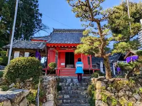 洞雲寺の本殿