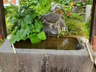 難波熊野神社の手水舎